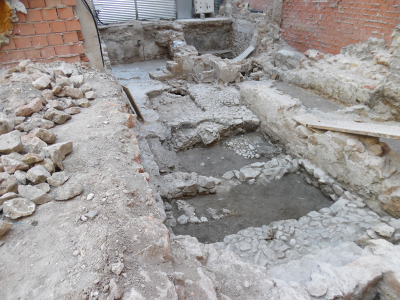 excavación arqueológica en calle Lope Gisbert