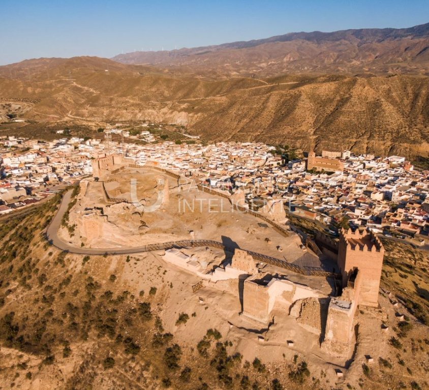 Recuperación de la fortaleza hispanomusulmana Castillo de Tabernas. Fase I
