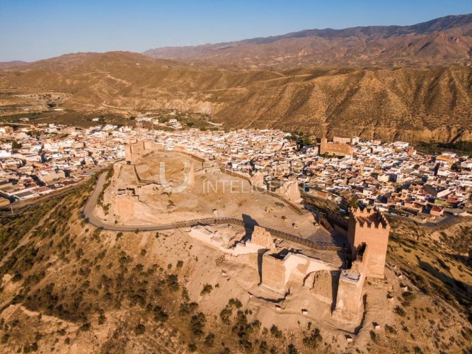 Recuperación de la fortaleza hispanomusulmana Castillo de Tabernas. Fase I